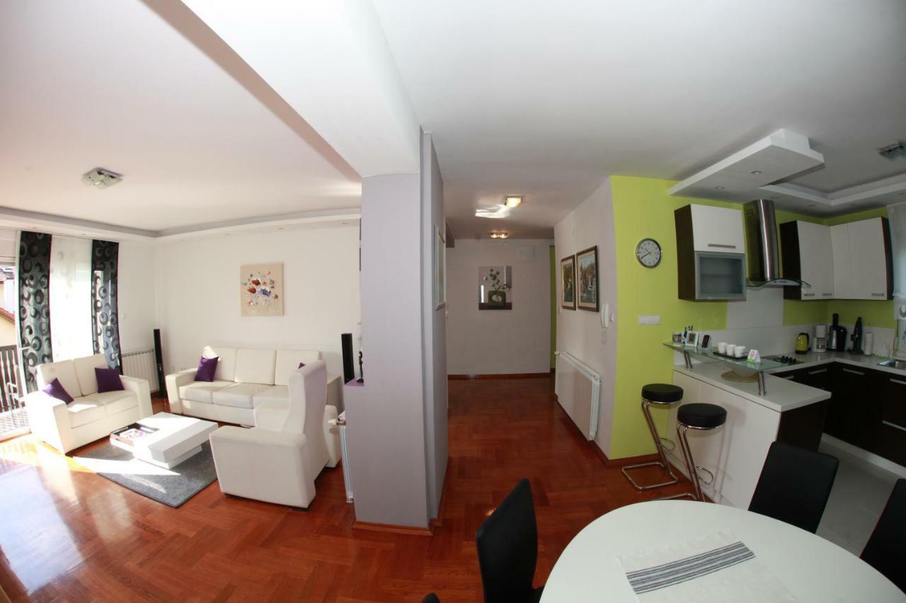 Apartmani Nova Karlovac Esterno foto